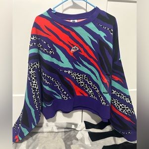 Women’s Nike Sweater Size L